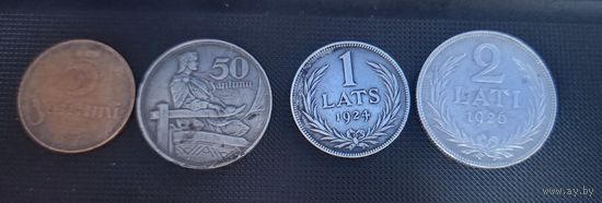Латвия 1918-1940. Набор первых монет: 5с 1922, 50с 1922, 1 лат 1924, 2 лата 1926, с рубля.