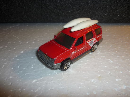 Модель авто Nissan Xterra. Matсhbox. масштаб 1-64
