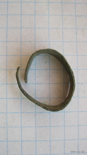 Косное кольцо, далекий предок современных резинок. Бронза.