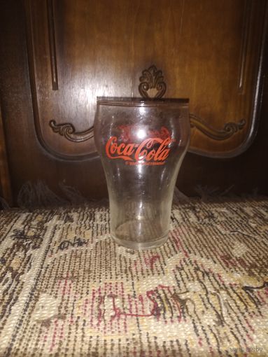 Стакан Coca-Cola