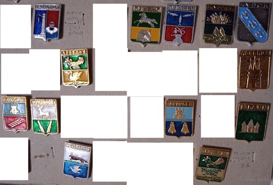 Один значек – 1 рубль. Серия квадраты. Клеймо – русский сувенир. Лот 4.