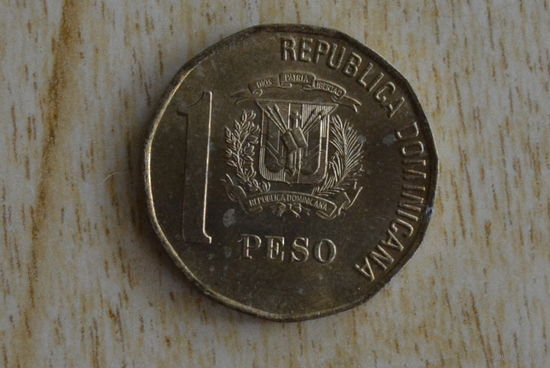 Доминикана 1 песо 2002