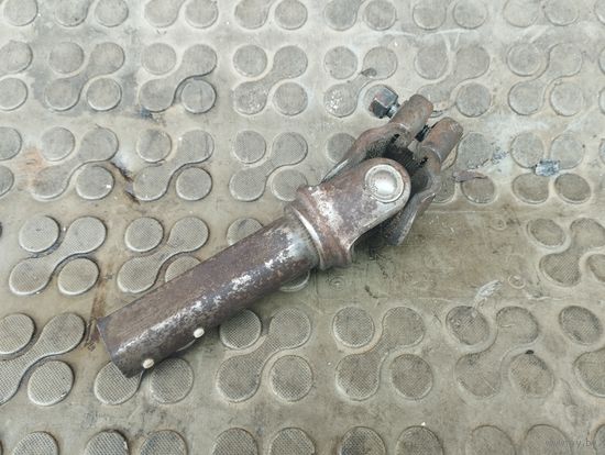 Рулевой карданчик Mitsubishi Carisma