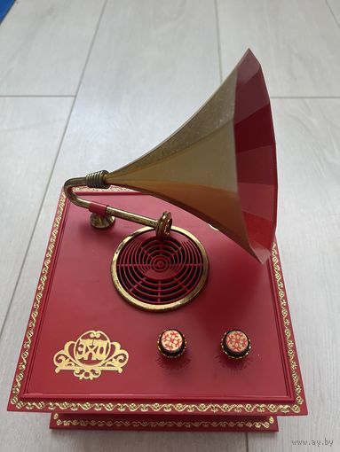 Радиоприемник СССР сувенирный