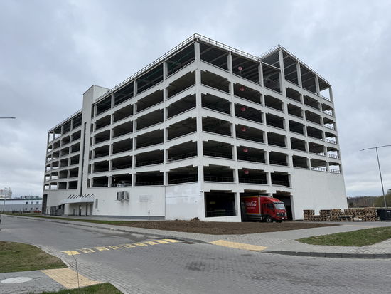 Сдается Машиноместо на паркинге в Лошица-7 - Минск Монюшко 6