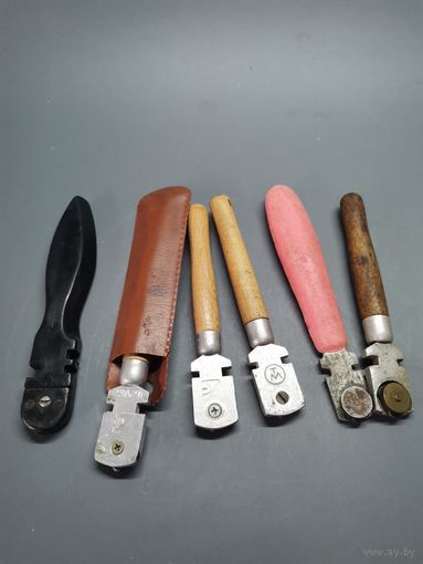 Стеклорез СССР 6 шт. одним лотом.