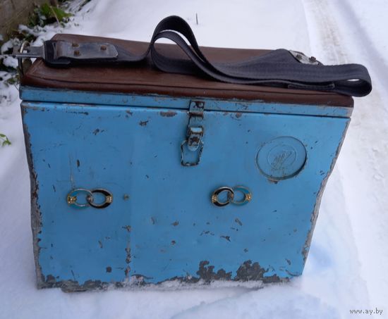 Ящик для зимней рыбалки