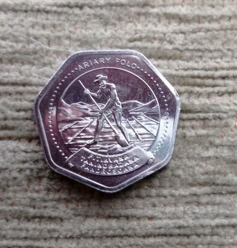 Werty71 Мадагаскар 10 ариари 2016 Редкая