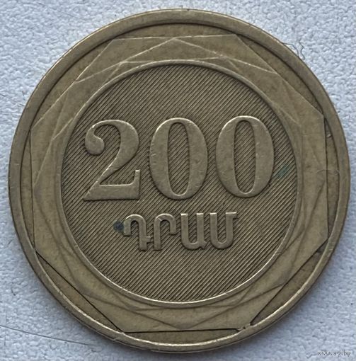 Армения 200 драмов 2003 г.