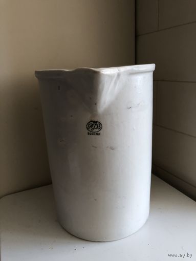 Раритетный лабораторный кувшин (высокий стакан с носиком) объемом 2 литра