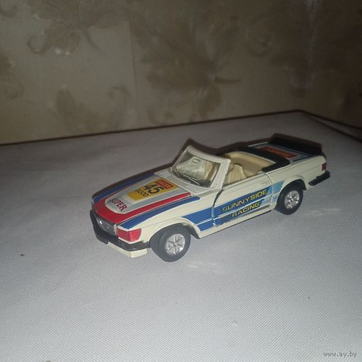 Модель Nissan Sunny