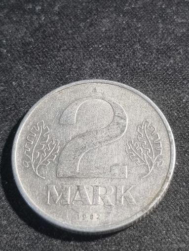 ГДР 2 марки 1982