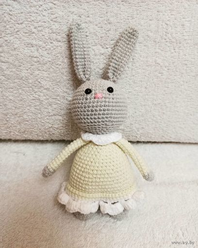Заинька в платьице Плюшевая вязаная мягкая игрушка амигуруми заяц интерьер ручная работа handmade кукла