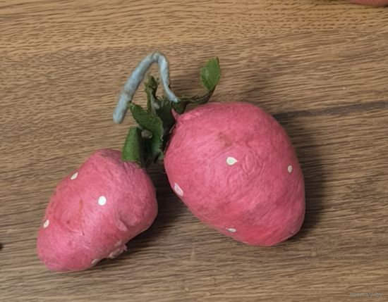 Ёлочная игрушка Клубника, рэтро, вата