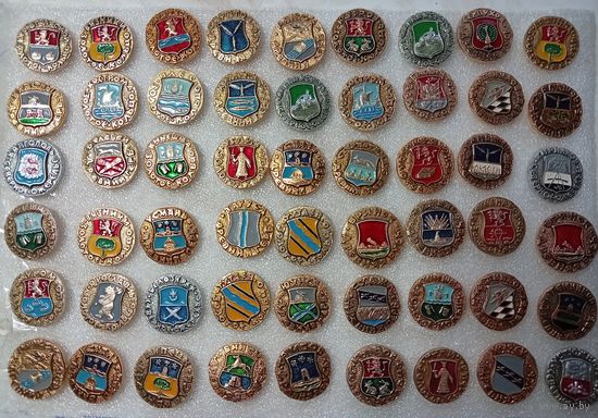 Гербы городов. Золотое кольцо. Древняя Русь. Северное ожерелье. Древний герб. Цена указывается за один значок. #-IV-02