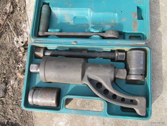 Усилитель для откручивания гаек с колёс,  головки 32-33, не китай, усиление1:40.