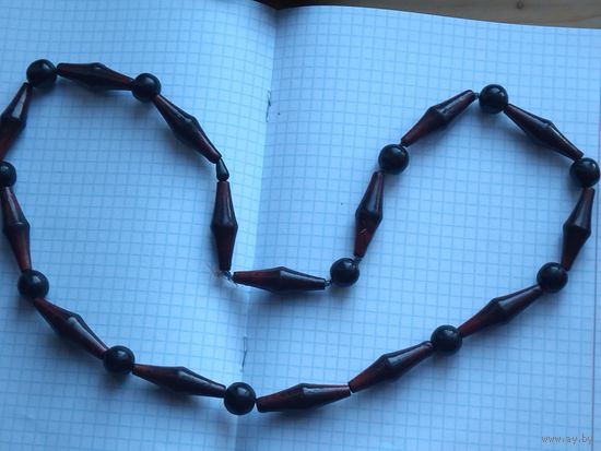 Бусы дерево