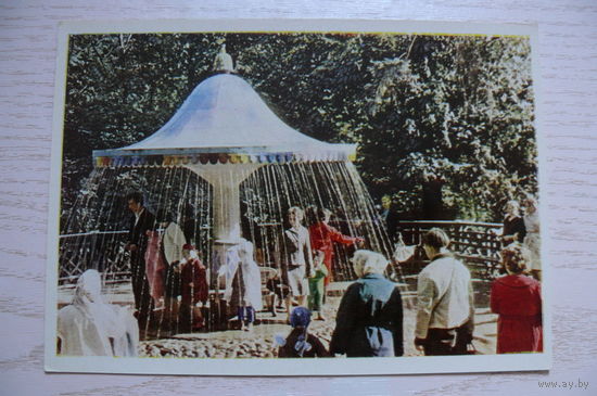 Петродворец. Фонтаны; 1964, чистая (размер 10*15).
