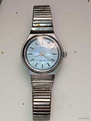 Часы кварцевые ЗАРЯ  СССР . С рубля