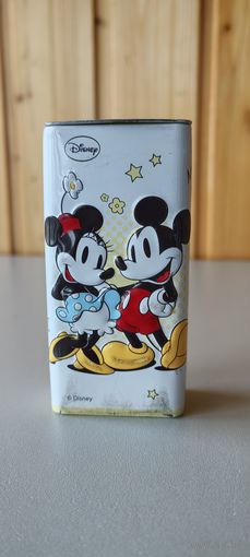 Коробка от конфет "Mickey & Minnie"