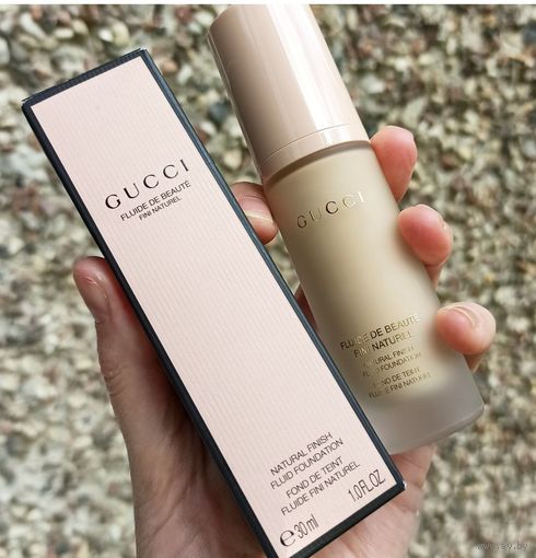 Тональная основа Gucci Fluide De Beaute Fini Naturel 30 ml в оттенке  120N Fair