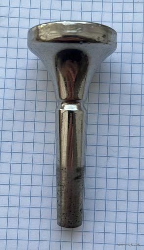 Мундштук для трубы.