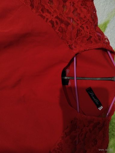 Платье женское красное Joulie (подойдёт для беременных) с кружевом