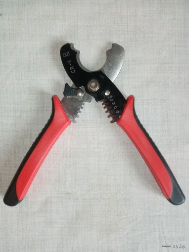 Щипцы для обрезки проводов и снятия изоляции Кабелерез