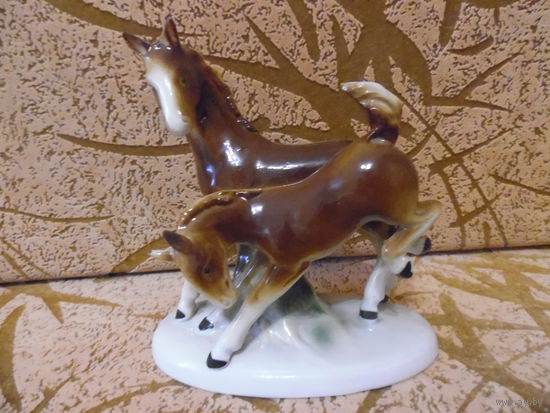 КОНИ.ГЕРМАНИЯ.ХОРОШЕЕ СОСТОЯНИЕ.