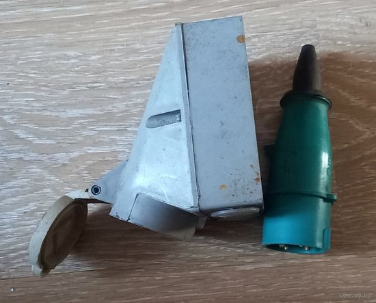 Розетка и вилка ШРЭ-16-б.у.