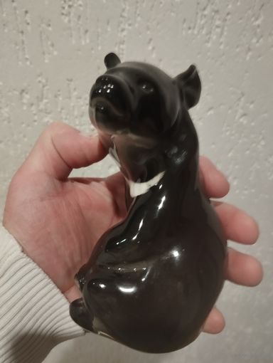 Статуэтка фарфоровая Гималайский медведь