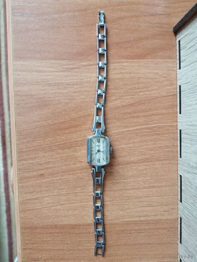 Часы луч женские