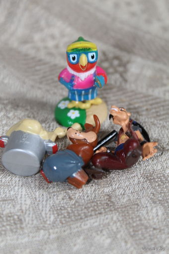 ФИГУРКИ КИНДЕР НЕ ПОЛНЫЕ У КЕШЫ НЕТ ЛАПЫ РУКИ ЧАСТИ