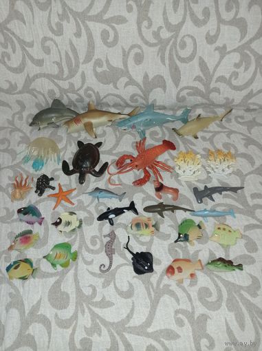 Рыбы, черепаха,медуза, рак, морская звезда. Фигурки рыб, водного мира. лотом