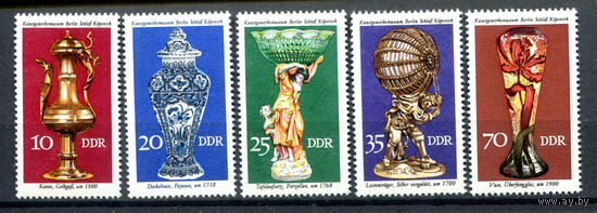 ГДР - 1976г. - История ремёсел. Искусство - 5 марок - полная серия, MNH, 1 марка с полосой на клее [Mi 2171-2175]. #O-Se-Z-1-35