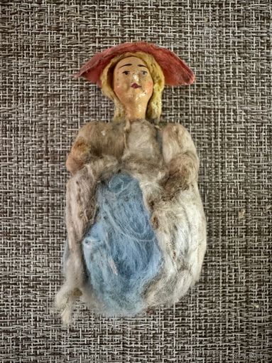 Игрушка елочная Красная шапочка