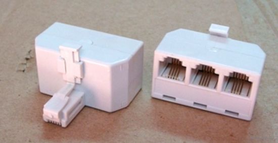 Переходник тлф 6Р4С штекер- 3 гнезда 2 шт. с 1 рубля