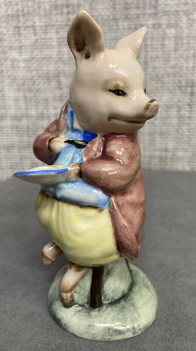Фарфоровая статуэтка Royal Albert Беатрикс Поттер ПОРОСЕНОК ЕСТ СВОЮ КАШУ Warne Beswick Англия 1991 год Высота 11 см.