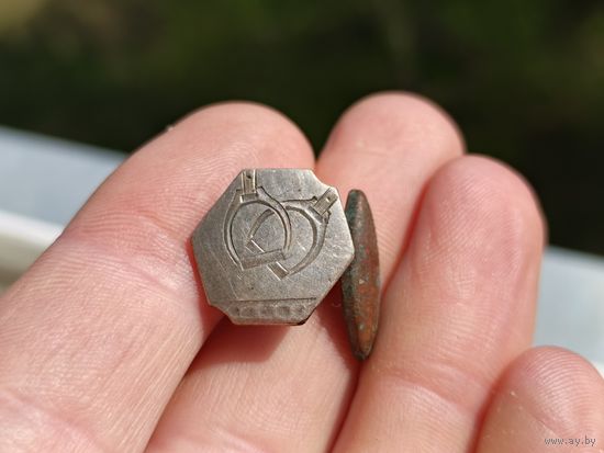 Старинная запонка. Накладка серебро.