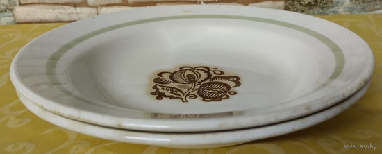 Тарелка для горячего-3. Будянский фаянсовый завод - Серп и Молот (Буды), 1967-1991 гг