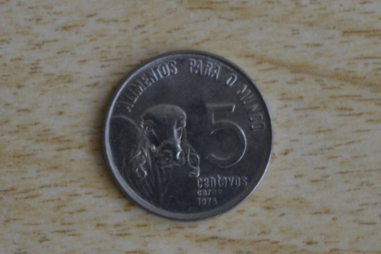 Бразилия 5 сентаво 1975