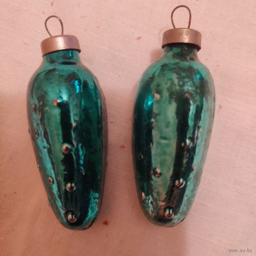 Ёлочная игрушка Огурец одним лотом 0131