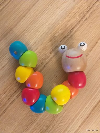 Гусеница деревянная, новая