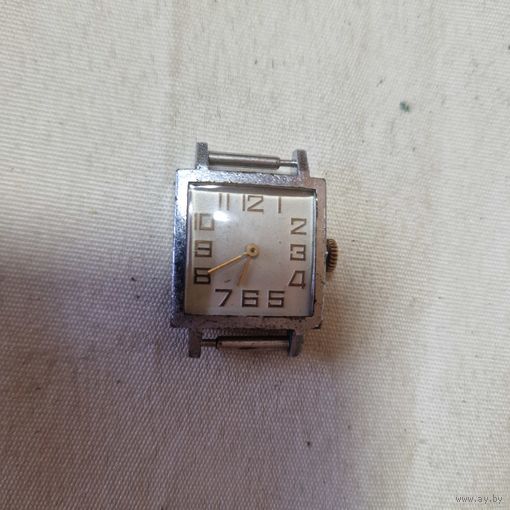 Часы Заря механические