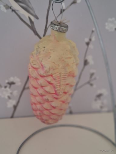 Елочная игрушка шишка