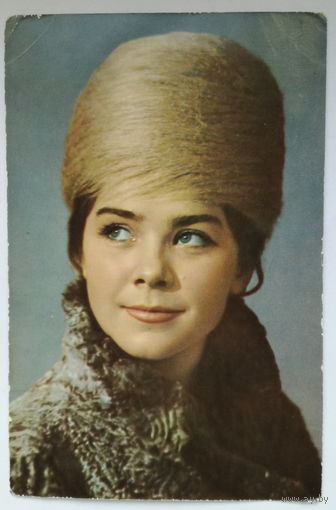 Артисты. Актёры. Лариса Голубкина