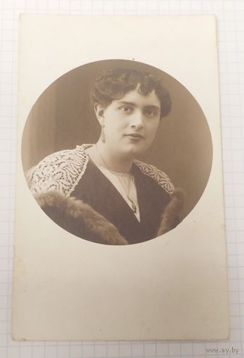 Девушка. Барселона, до 1917
