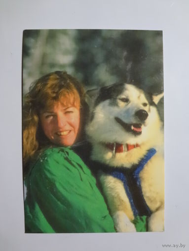 Календарик 1998 г. Девушка и собака.