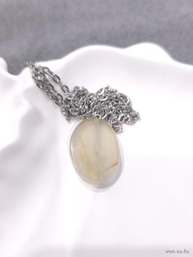 Кулон из натурального камня Зеленый Агат с прожилками с цепочкой