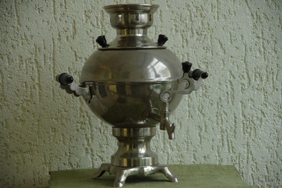 Самовар электрический 3 л. ( рабочий , комплектный )